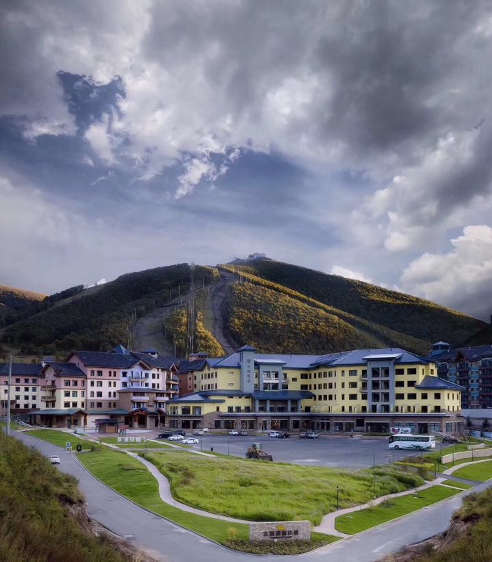 15205747314604.jpg 冬奧會(huì)崇禮太舞滑雪場(chǎng).jpg